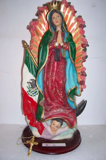 Fabricante de estatueta religiosa de resina de resina personalizada de fábrica OEM para presentes religiosos de resina de estátua de Nossa Senhora de Guadalupe na China