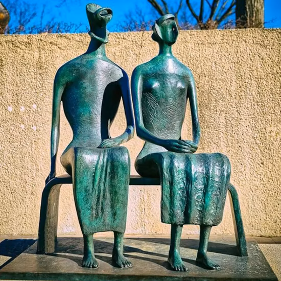 Estátuas de casal de amor em tamanho real para decoração de parque